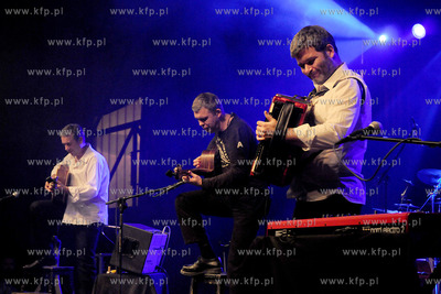 Rumia. Koncert zespolu RAZ DWA TRZY Adama Nowaka w...