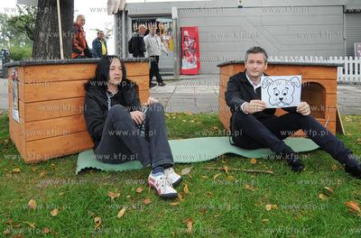 Podczas heppeningu "Zerwijmy lancuch" na Bulwarze Szwedzkim...