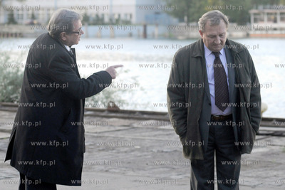 Tereny Stoczni Gdanskiej. Plan zdjeciowy filmu Uklad...