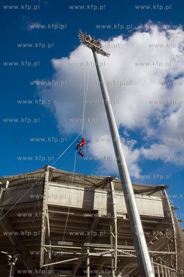Warsztaty ratownictwa wysokosciowego w Gdyni. Uczestnikami...