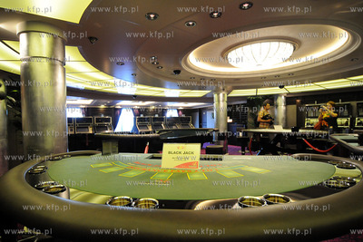 Do Portu w Gdyni przyplynal wycieczkowiec Marina. Marina...