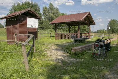 Dawna stacja kolejowa Łaniewo na szlaku nieistniejącej...