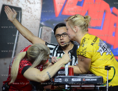 Hala Sportowo - Widowiskowa w Rumi. 50. Gala Armwrestligu...