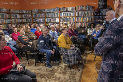 Biesiada Literacka z Jerzym Dziewulskim w Powiatowej...