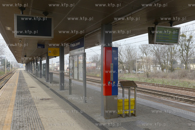 Z powodu stanu epidemii koronawirusa COVID-19 opustoszaly...