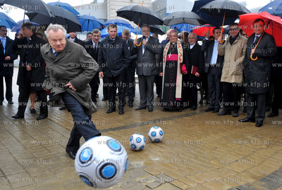 Gdansk. Rebiechowo. Uroczystosc wmurowania kamienia...
