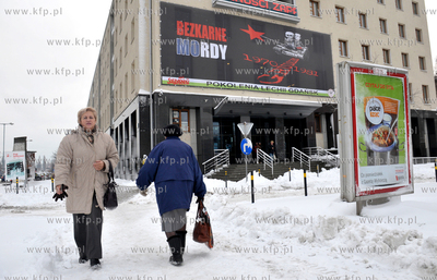Na budynku NSZZ Solidarnosc w Gdansku zawisl baner...