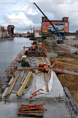 Gdansk. Przebudowa szlaku wodnego na Motlawie. Przedsiewziecie...