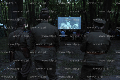 Kino letnie na Westerplatte zorganiowane przy wartowni...