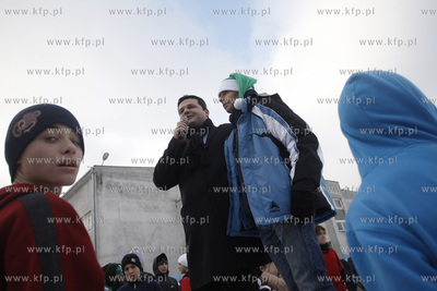 Boisko Zespolu Szkol Ogolnoksztalcacych nr 8 przy ul....