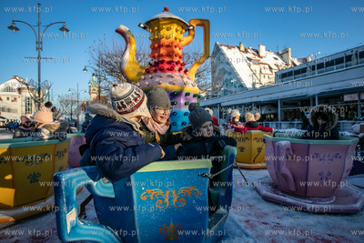 Sopockie Miasteczko świateczne na Placu Przyjciół...