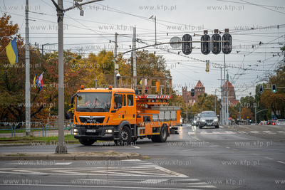 Gdańsk. Skrzyżowanie ul. 3 Maja i Huciska. Dwudrogowy...