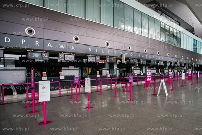 Gdańsk, Port Lotniczy im. Lecha Wałęsy. Z powodu...