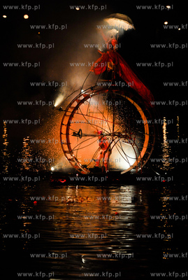 Gdansk. Akwen miedzy Reduta Wilk i Reduta Wyskok. XV...