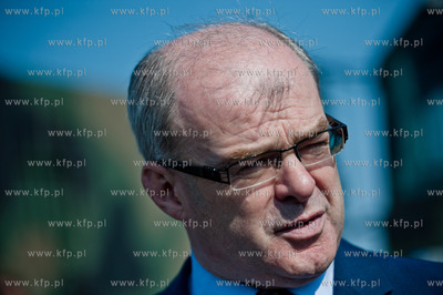 Poligon wojskowy w Ustce. Odbior sprzetu oraz podpisanie...