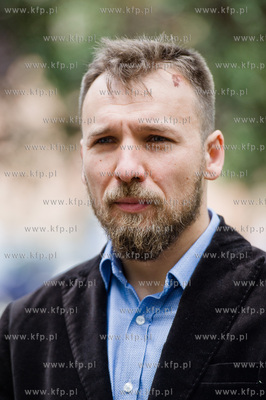 Gdansk. Park przy pomniku Swietopelka. Konferencja...