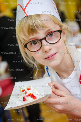 Gdansk. Wrzeszcz. Szkola Podstawowa nr 45 im. Bohaterow...