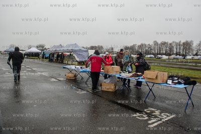 Gielda samochodowa w Pruszczu Gdanskim. Jedno z
najwiekszych...