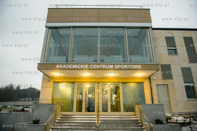 Gdynia. Oksywie. Nowo otwarte Akademickie Centrum Sportowe...