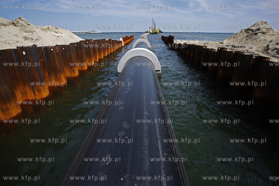 Prace przy budowie wylotow sopockich potokow w glab...