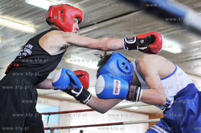 Zespol Szkol nr 9 Gdynia-Cisowa. Walki finalowe VIII...