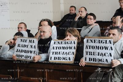 "Atomowy Autobus - Mobilne Laboratorium" projekt realizowany...