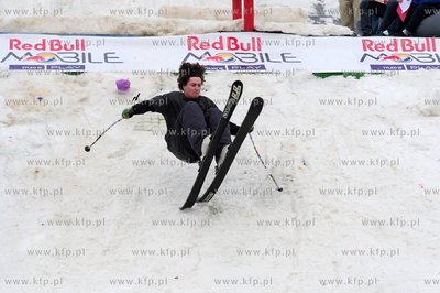 Sopot. Plac Zdrojowy przy molo. Zamkniecie zimowej...