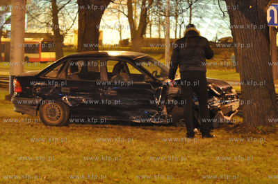 Do groznego wypadku doszlo na  Aleji Zwyciestwa w kierunku...