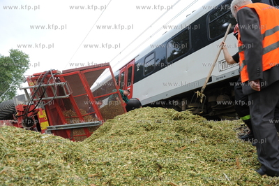 Wypadek w Jurkowicach w woj. pomorskim. Pociag relacji...