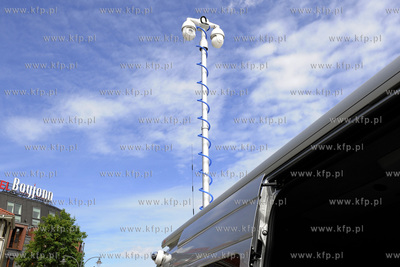 Sopot. Plac Przyjaciół Sopotu. Uroczystość przekazania...