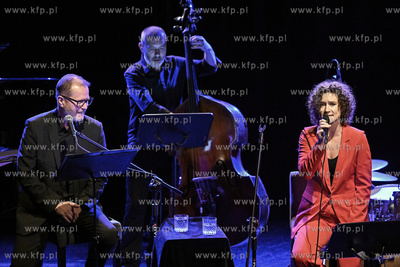 Teatr Atelier w Sopocie. Poemat jazzowy BONA z muzyka...