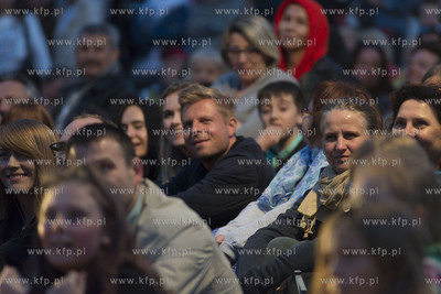 Gdańsk. Festiwal teatrów Ulicznych FETA. Mr Pejo's...