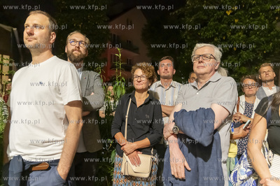 SPLOT Gallery, North Goes South - Waste We Didn’t...