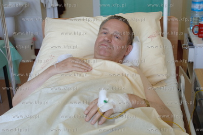 Pralat Henryk Jankowski w Szpitalu Wojewodzkim w Gdansku...