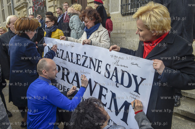 Gdańsk, Nowe Ogrody. Gdańscy sędziowie solidarni...