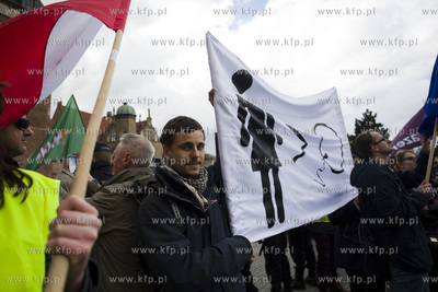 Gdańsk. Targ Węglowy. Wiec sprzeciwu wobec zaostrzania...