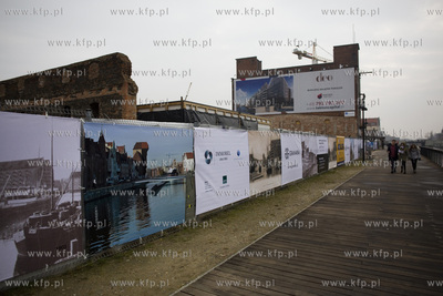 Uroczystość wmurowania aktu erekcyjnego na Wyspie...