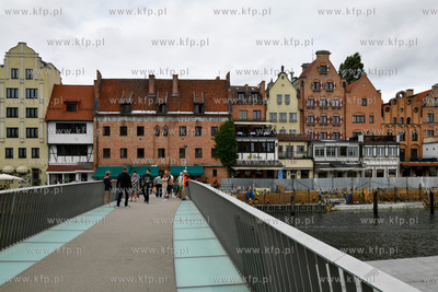 Po 9 miesiącach kładka obrotowa na Wyspę Schiorzów...