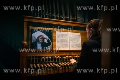 Koncert carillonowy w wykonaiu Monik Kaźmierczak,...