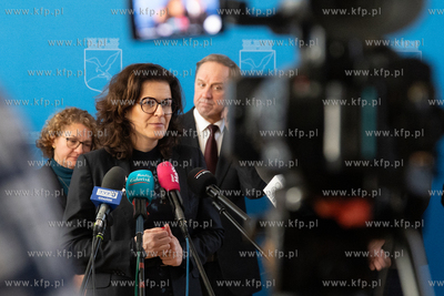 Sopot. Konferencja prasowa samorządowców zrzeszonych...