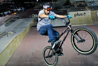 Gdansk. Plac Zebran Ludowych. Baltic Games, festiwal...