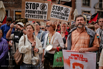 Gdansk. Stare Miasto. Ulica Dluga. Czwarty Marsz Pustych...