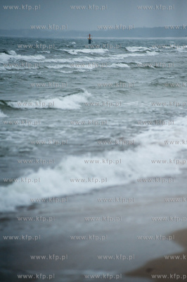 Nieprzyjemna, niezachecajaca do spacerow, zimowa pogoda...