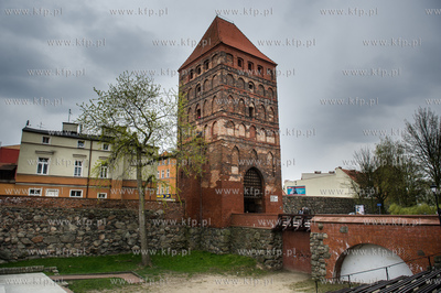 Chojnice. Brama Czluchowska. 26.04.2016 fot. Mateusz...