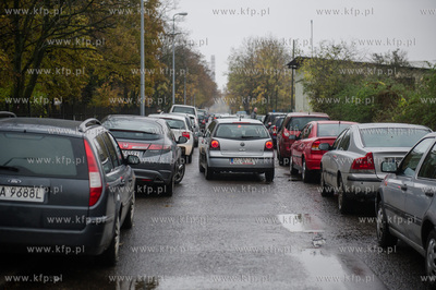 Gdańsk. Cmentarz św. Jadwigi w Nowym Porcie. Dzień...