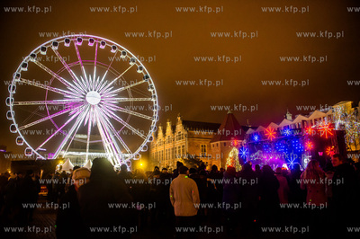 Gdańsk. Zabawa sylwestrowa na Targu Węglowym. 31.12.2016...