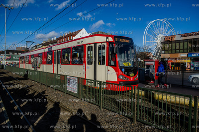 Gdańsk. Przystanek tramwajowy Brama Wyżynna.
22.02.2017
fot....