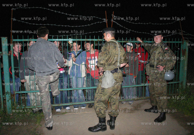 Ekipa filmowa serialu Kryminalni realizuje na plazy...