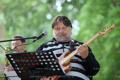 Nz. Jarek Smietana (autor projektu) podczas proby koncertu...