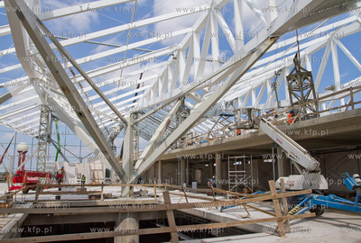 Budowa nowego terminala pasazerskiego T2 na Gdanskim...